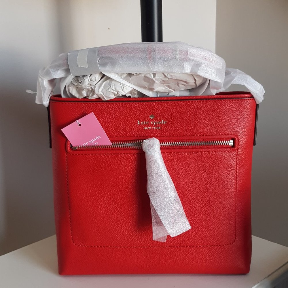 KATE SPADE CROSSBODY BAG -- BRAND NEW WITH TAGS